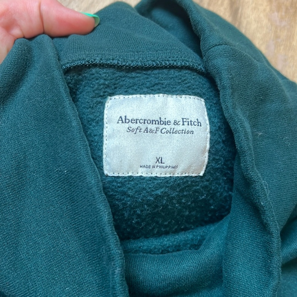 Abercrombie & Fitch Green Turtleneck Cowl Neck Sweater‎ - Picture 5 of 6